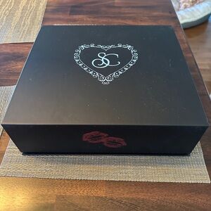 Sabrina Carpenter Merch Team Sabrina VIP merch box